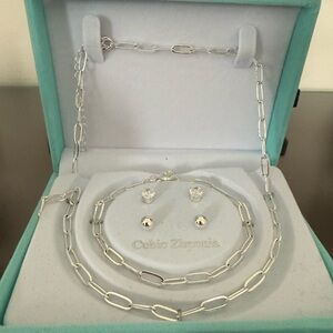 Elegant Silver Jewelry Set with Cubic Zirconia